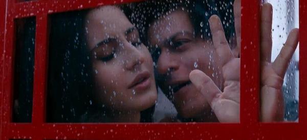 Shah Rukh Khan and Katrina romance in the rains
